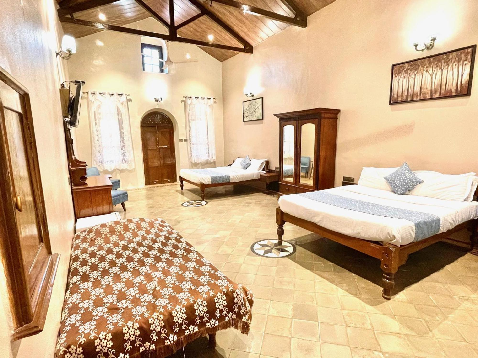 Hotel Mount View Heritage Panchgani Rom bilde